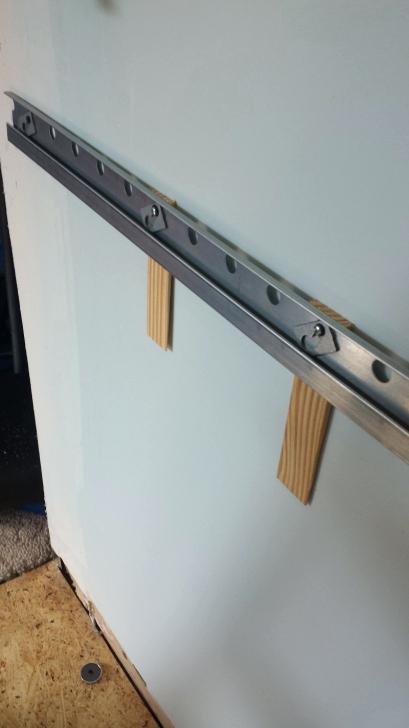 kitchen cabinet hanging brackets outstanding kitchen cabinet wall hanging rail kitchen cabinet hanging bracket wall mounting rail kitchen cabinet wall hanging brackets